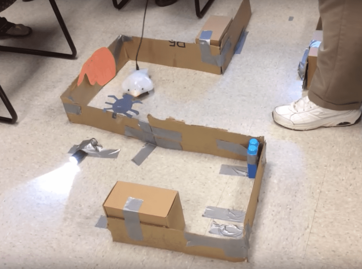 Beginner: Through the Maze with the Finch Robot